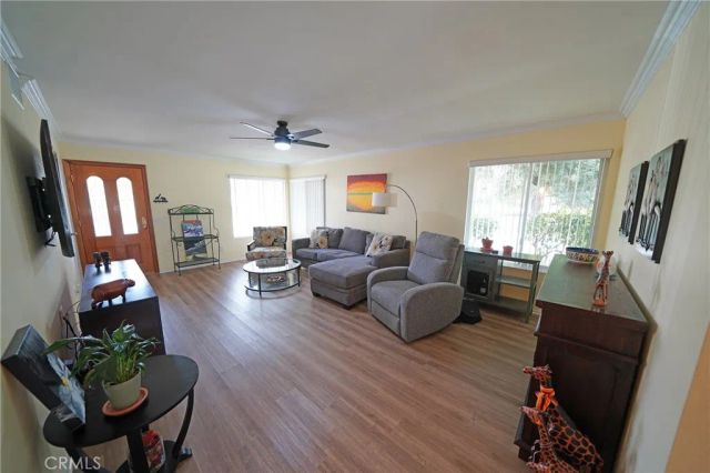 26360 OAKSPUR DR A, Newhall, CA 91321