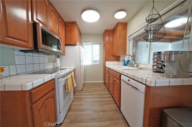 26360 OAKSPUR DR A, Newhall, CA 91321