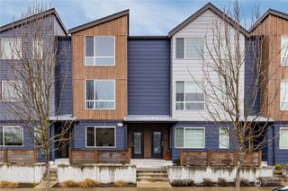 32779 Madrona Avenue SE, Black Diamond, WA 98010