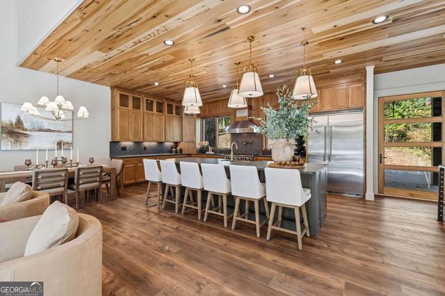 156 Horatio Drive, Blue Ridge, GA 30513