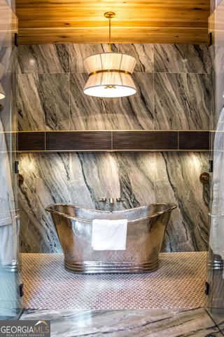 156 Horatio Drive, Blue Ridge, GA 30513