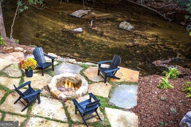 156 Horatio Drive, Blue Ridge, GA 30513