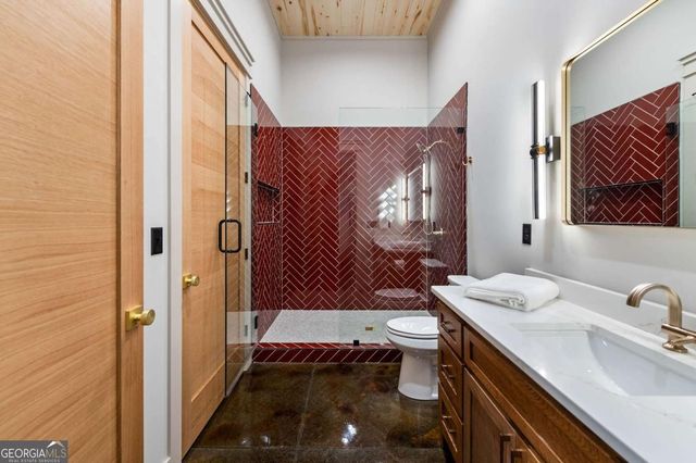 156 Horatio Drive, Blue Ridge, GA 30513