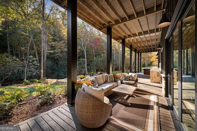 156 Horatio Drive, Blue Ridge, GA 30513