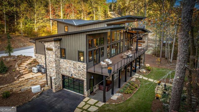 156 Horatio Drive, Blue Ridge, GA 30513