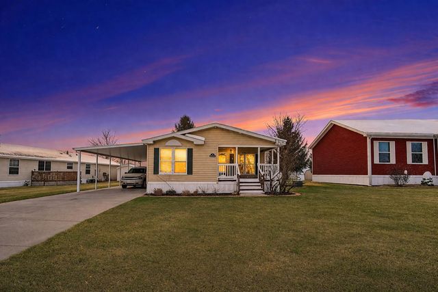 13749 Bluebell Lane, Cedar Springs, MI 49319