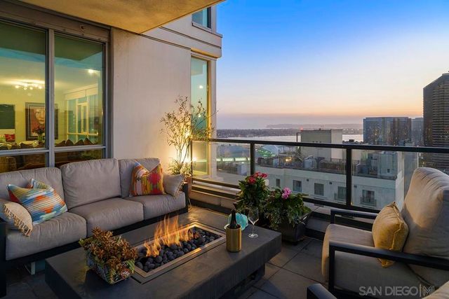 325 7th Avenue 2104, San Diego, CA 92101