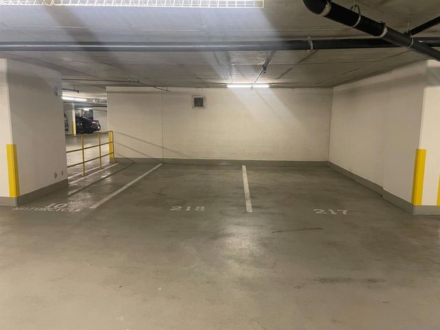 325 7th Avenue 2104, San Diego, CA 92101