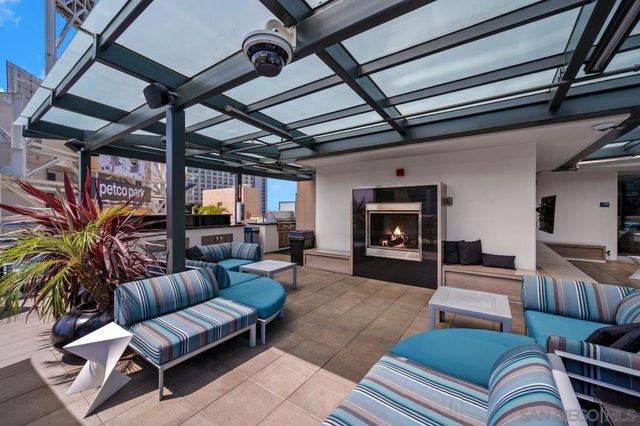 325 7th Avenue 2104, San Diego, CA 92101