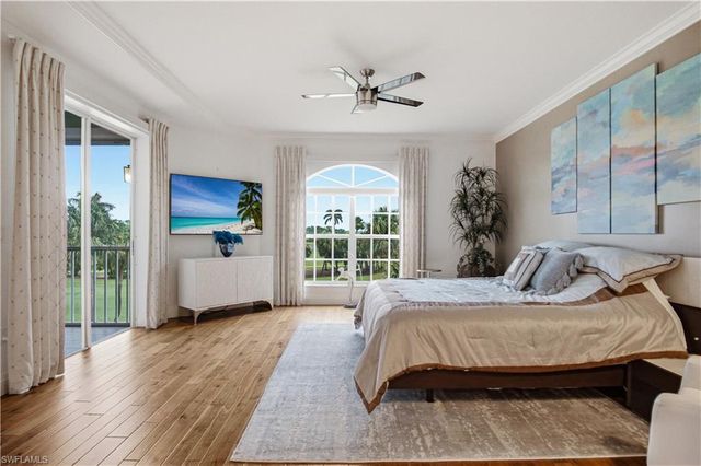 559 Audubon BLVD E-202, Naples, FL 34110
