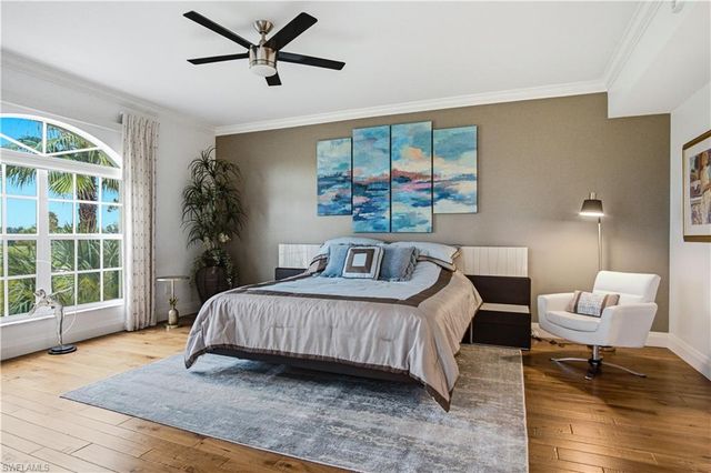 559 Audubon BLVD E-202, Naples, FL 34110