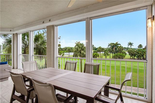 559 Audubon BLVD E-202, Naples, FL 34110