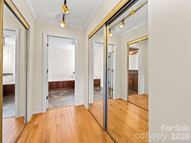 110 Deerlake Drive, Asheville, NC 28803