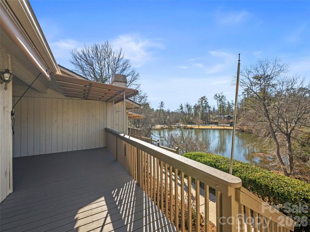 110 Deerlake Drive, Asheville, NC 28803