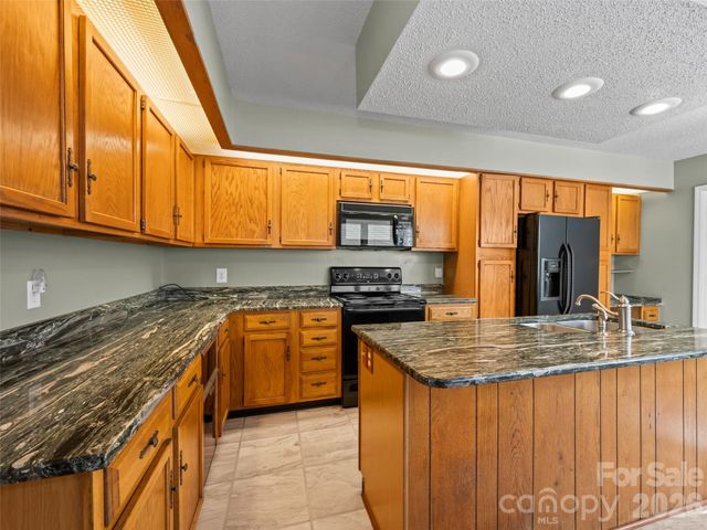 110 Deerlake Drive, Asheville, NC 28803