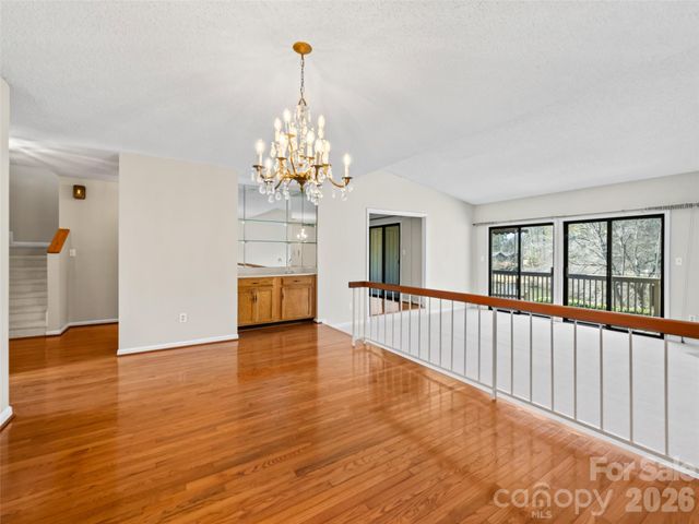 110 Deerlake Drive, Asheville, NC 28803