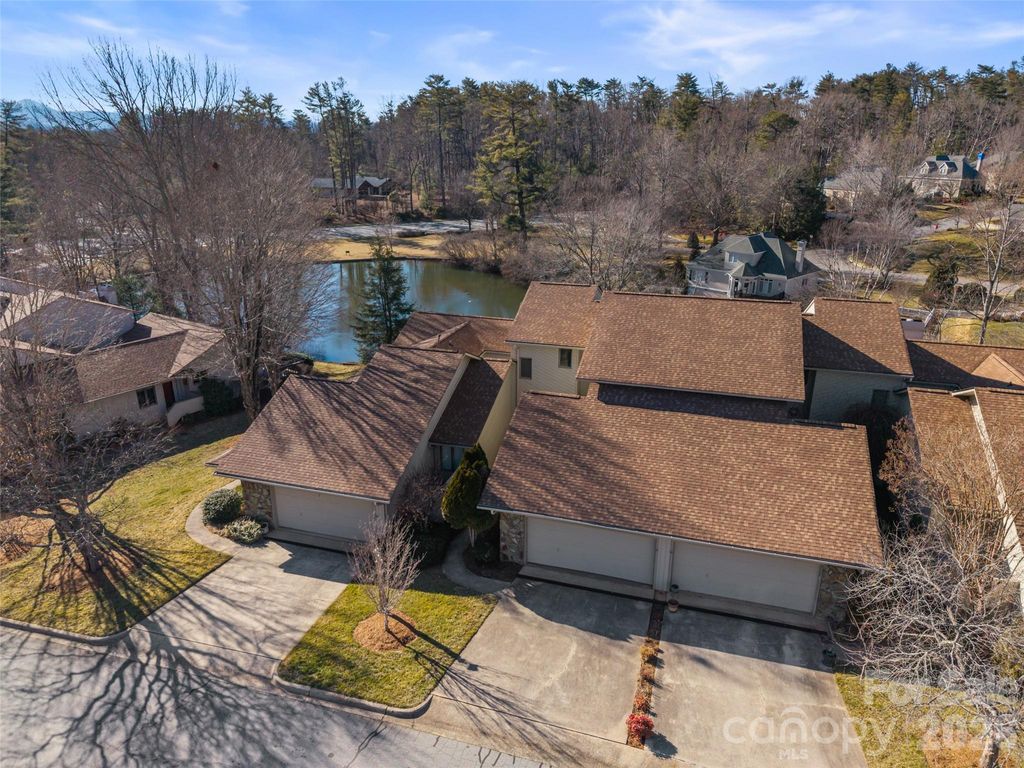 110 Deerlake Drive, Asheville, NC 28803