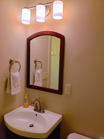 4689 E State Road 45, Bloomington, IN 47408