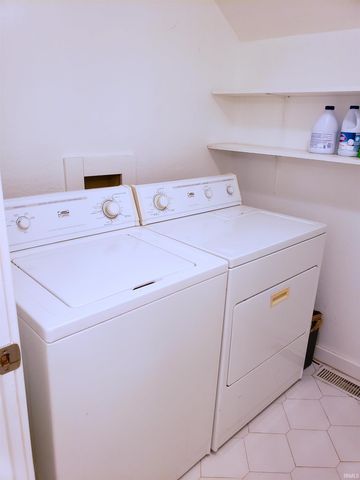 4689 E State Road 45, Bloomington, IN 47408