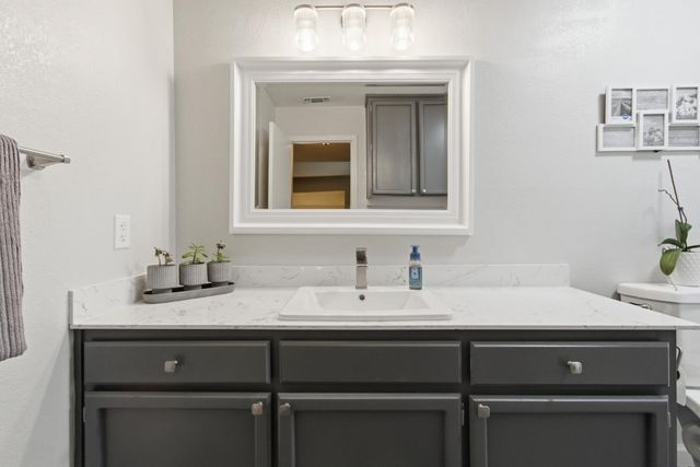 11604 Blazing Star Ct, Gold River, CA 95670