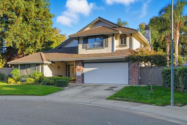 11604 Blazing Star Ct, Gold River, CA 95670