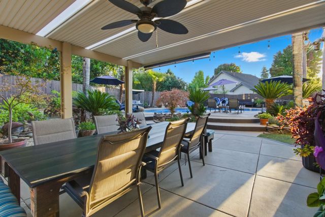 11604 Blazing Star Ct, Gold River, CA 95670