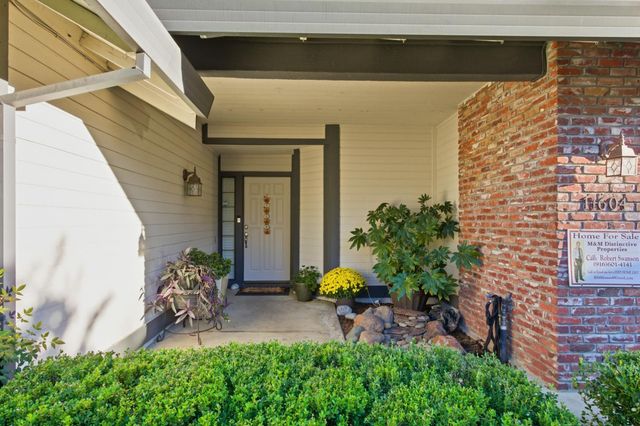 11604 Blazing Star Ct, Gold River, CA 95670