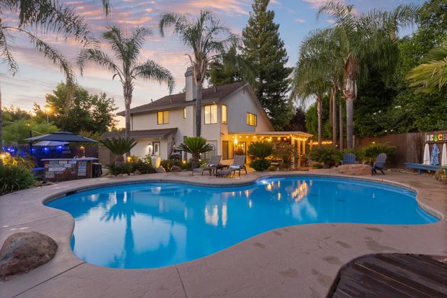 11604 Blazing Star Ct, Gold River, CA 95670