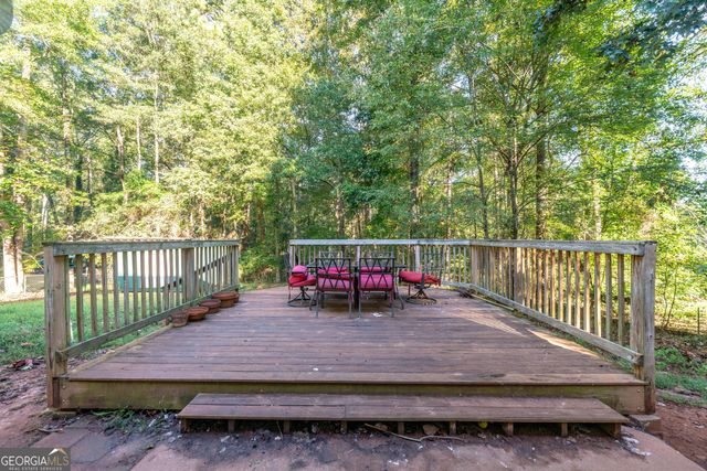 160 Azalea Drive, Winder, GA 30680