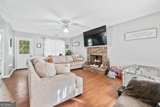 160 Azalea Drive, Winder, GA 30680