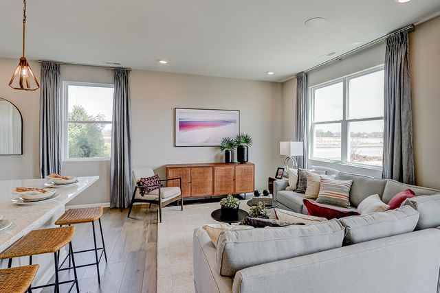 401 Comstock Road, South Elgin, IL 60177