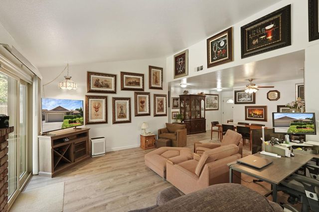 530 Mahogany Ln, Tracy, CA 95376
