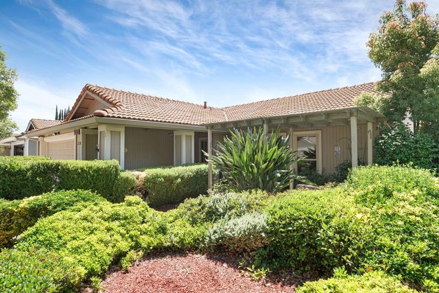 530 Mahogany Ln, Tracy, CA 95376