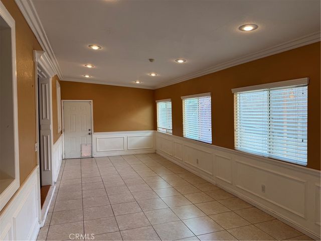 10532 Arabian, Montclair, CA 91763