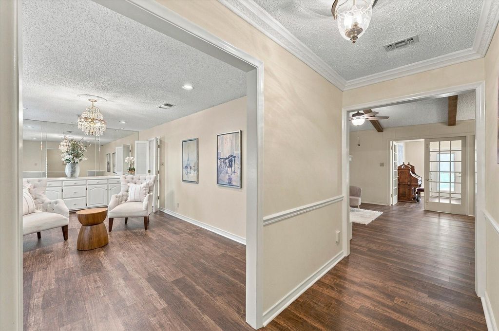1805 Holm Oak Street, Arlington, TX 76012 — photo 3