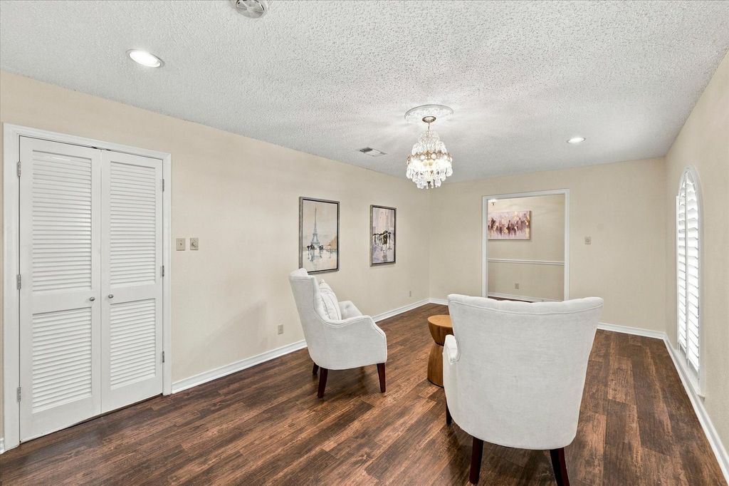 1805 Holm Oak Street, Arlington, TX 76012 — photo 5