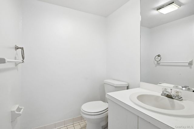 152 Tier Street 211C, Bronx, NY 10464