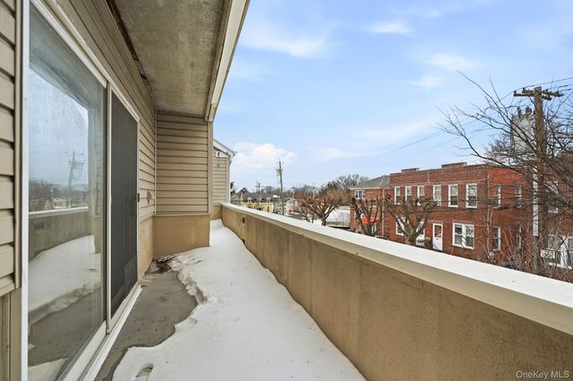 152 Tier Street 211C, Bronx, NY 10464