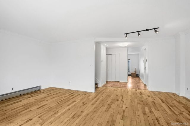 152 Tier Street 211C, Bronx, NY 10464