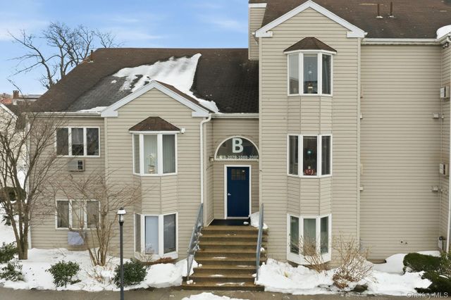 152 Tier Street 211C, Bronx, NY 10464