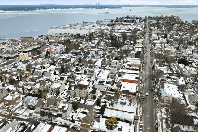 152 Tier Street 211C, Bronx, NY 10464