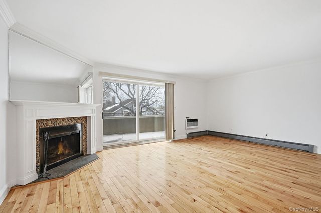 152 Tier Street 211C, Bronx, NY 10464