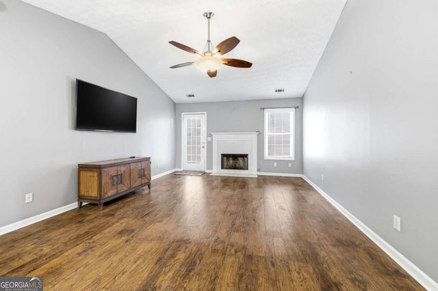 4758 Eagle Watch Drive, Flowery Branch, GA 30542