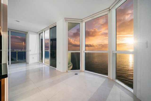 6365 Collins Ave 2901, Miami Beach, FL 33141