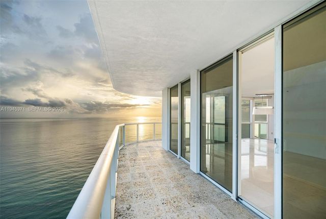 6365 Collins Ave 2901, Miami Beach, FL 33141