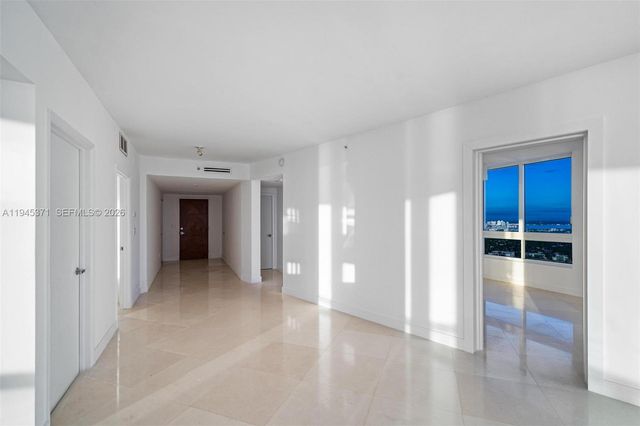 6365 Collins Ave 2901, Miami Beach, FL 33141