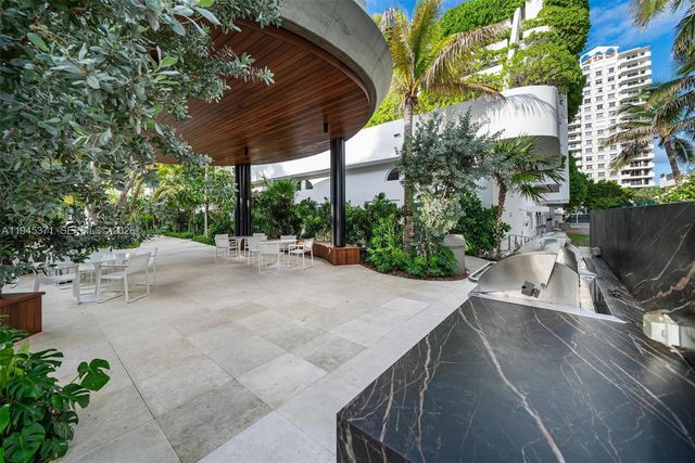 6365 Collins Ave 2901, Miami Beach, FL 33141