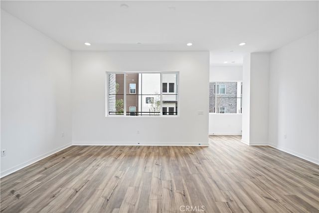 127 Culture, Irvine, CA 92618