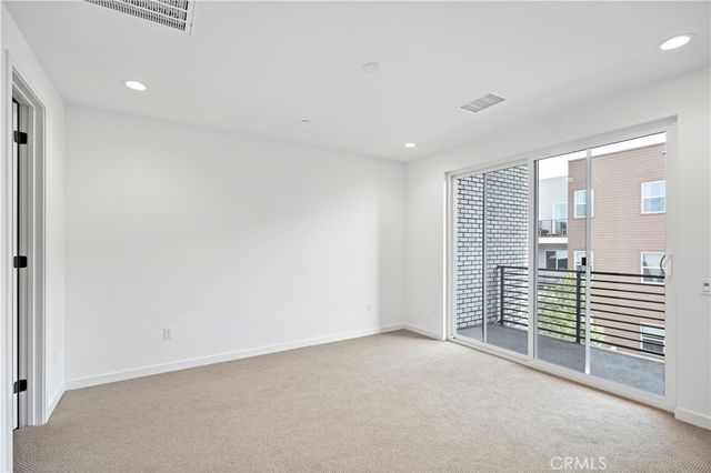 127 Culture, Irvine, CA 92618