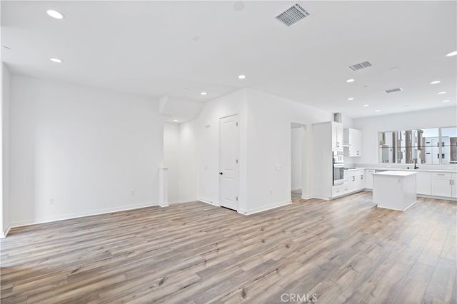 127 Culture, Irvine, CA 92618